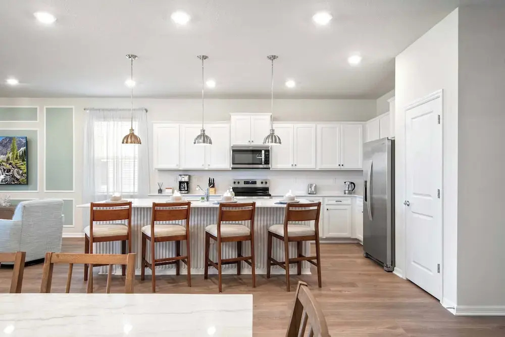 Bright & Spacious 7BR Pool Villa w/ Game Loft | New Windsor Cay Resort near Disney