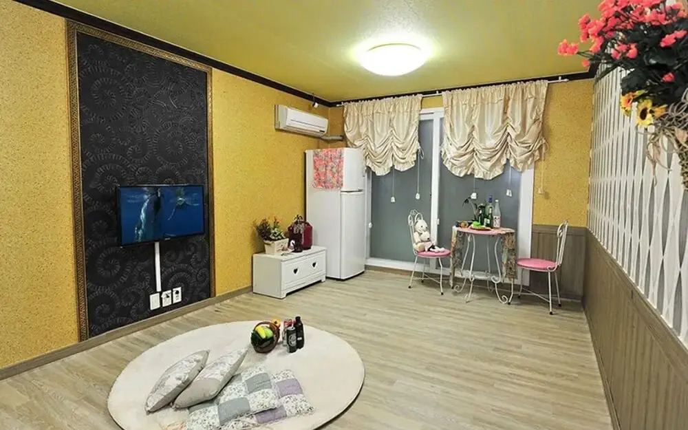 Boryeong Chair Pension