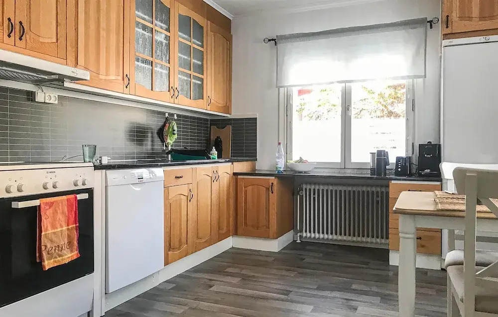 Nice Home in Auktsjaur With Sauna and 2 Bedrooms