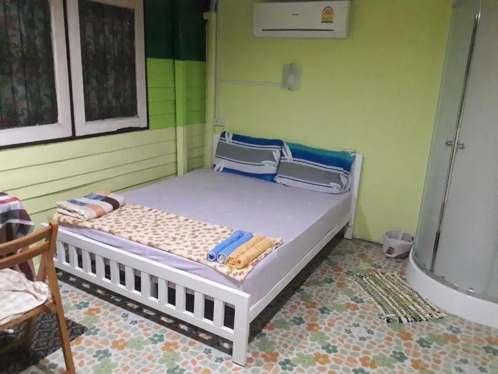 Ban Kru Ae HomeHostel
