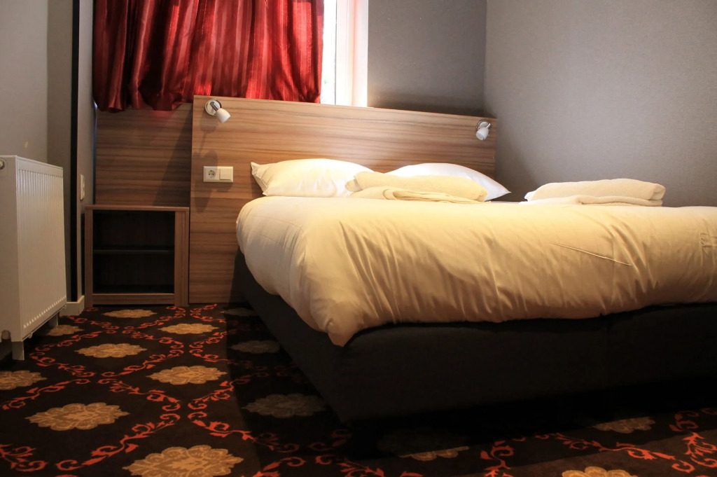 Aston City Hotel
