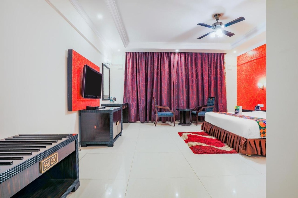 FabHotel Royal Mirage