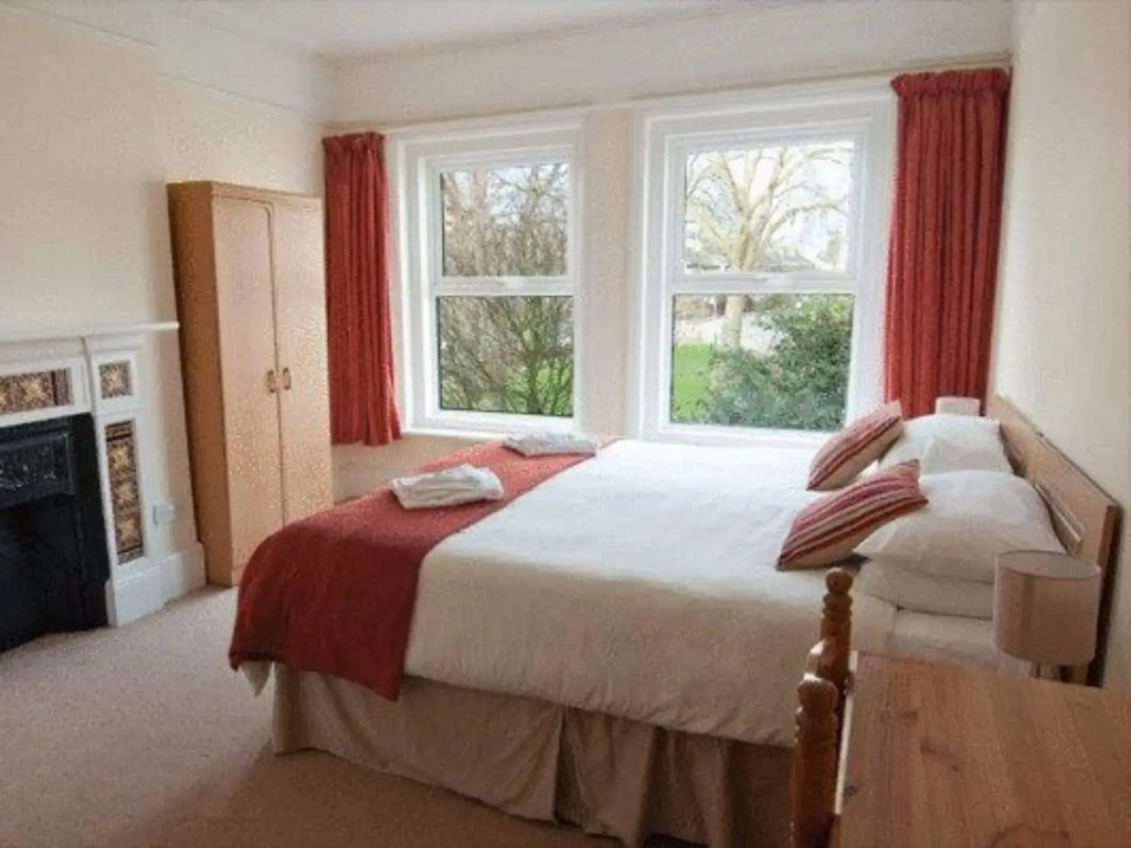 A & B Guest House Cambridge