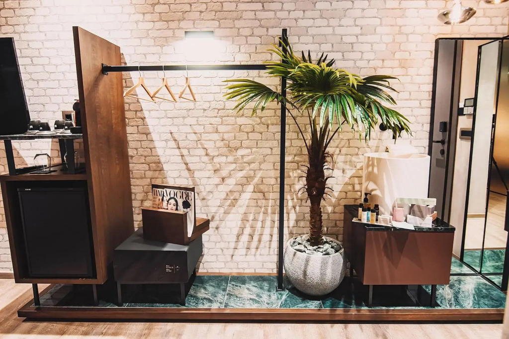 Project 3 Urban Chic Hotel