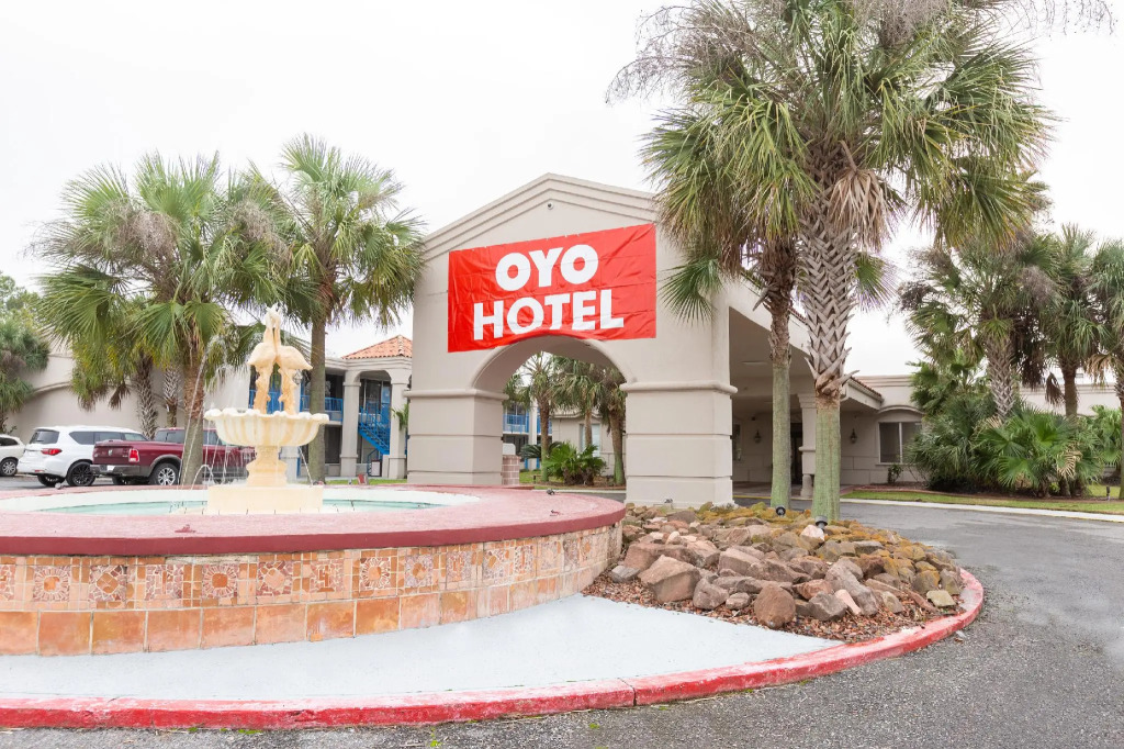 Calloway Inn & Suites