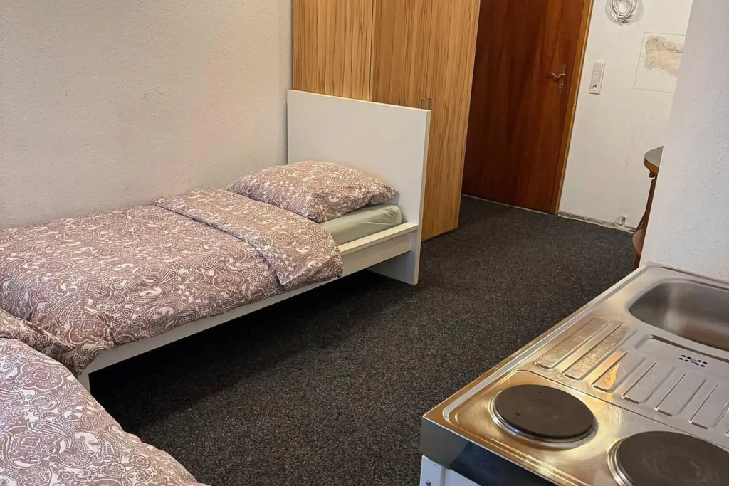 One Room Apartment in Bergisch Gladbach