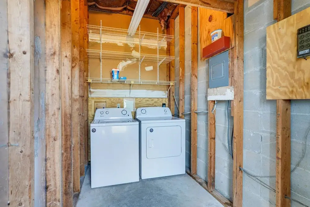 Panama City Waterfront Escape: Fenced Yard & Dock!