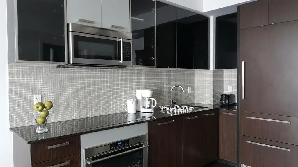 Kashaneh at North York Center