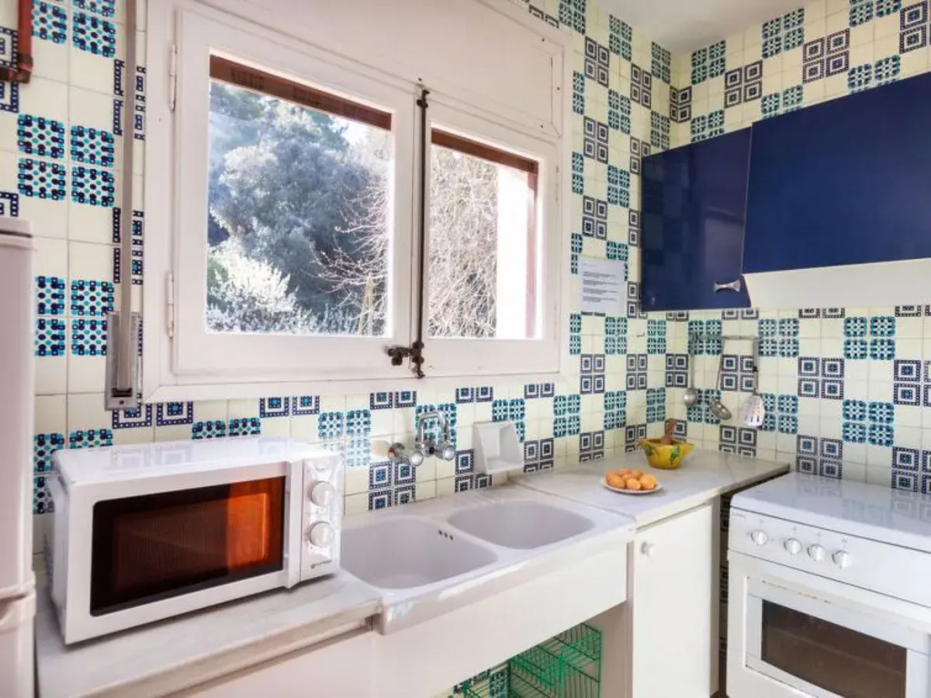 Apartment SEsquirols Nº5 by Interhome