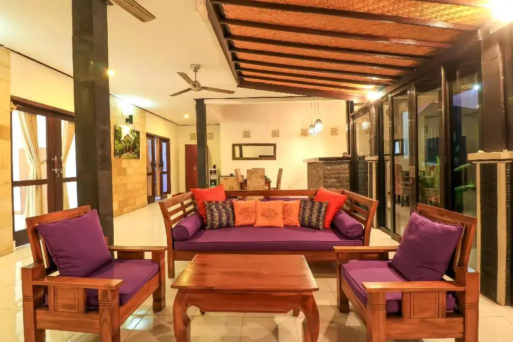 OYO 2542 Villa Iluka 2