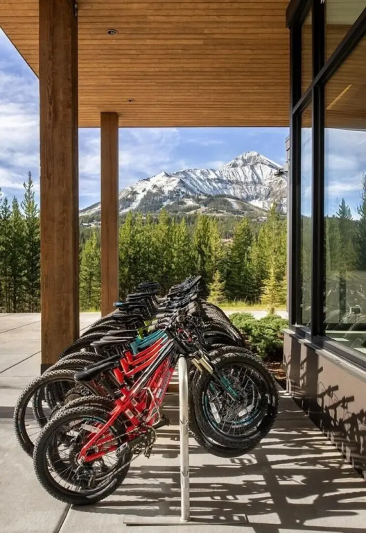 215 Lakelodge 2 Bedroom Condo by Moonlight Basin Lodging