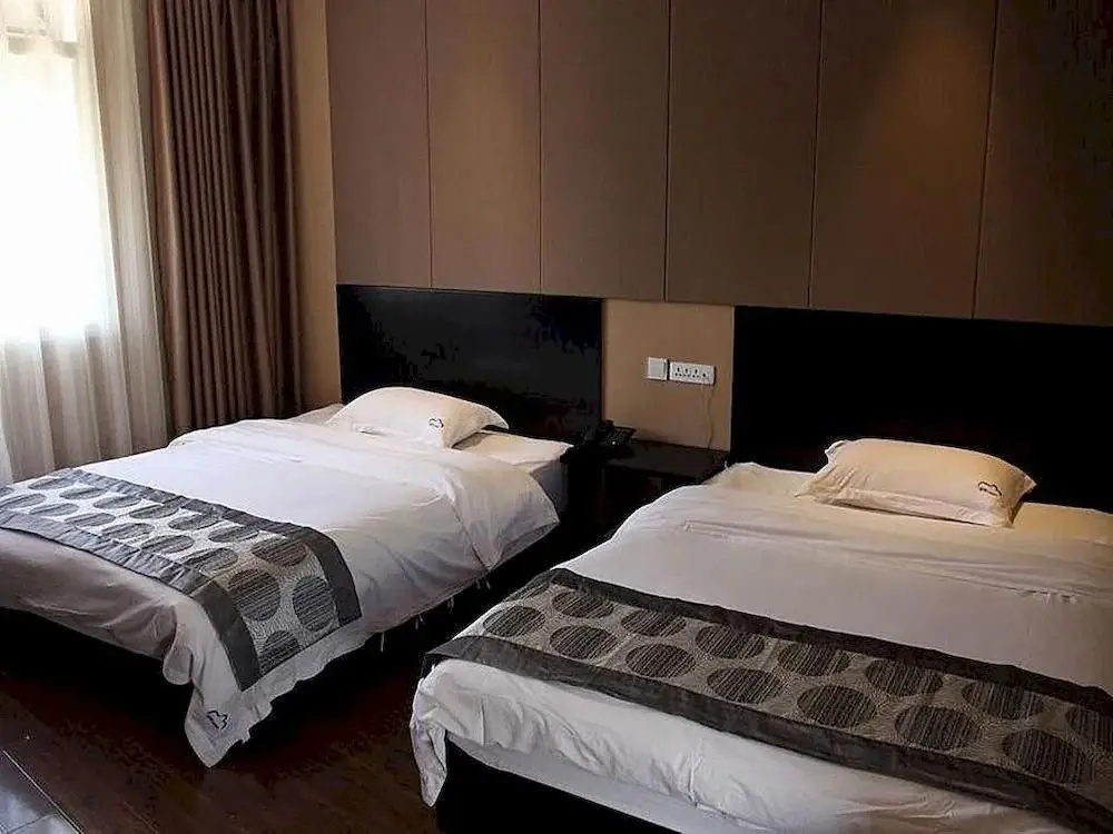 Xichang Yingxi Garden Hotel