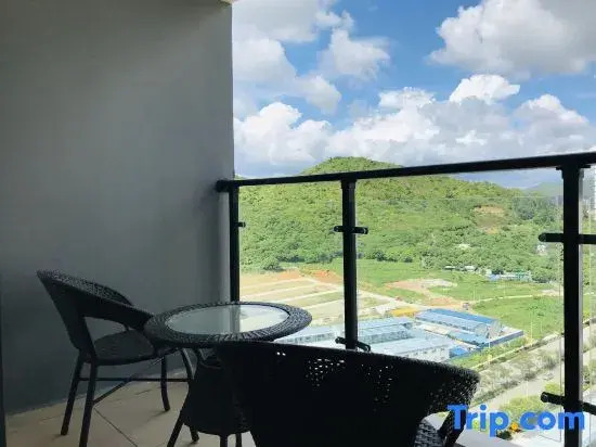 Small lane bay micro-theme seascape residence vacation apartment in huizhou