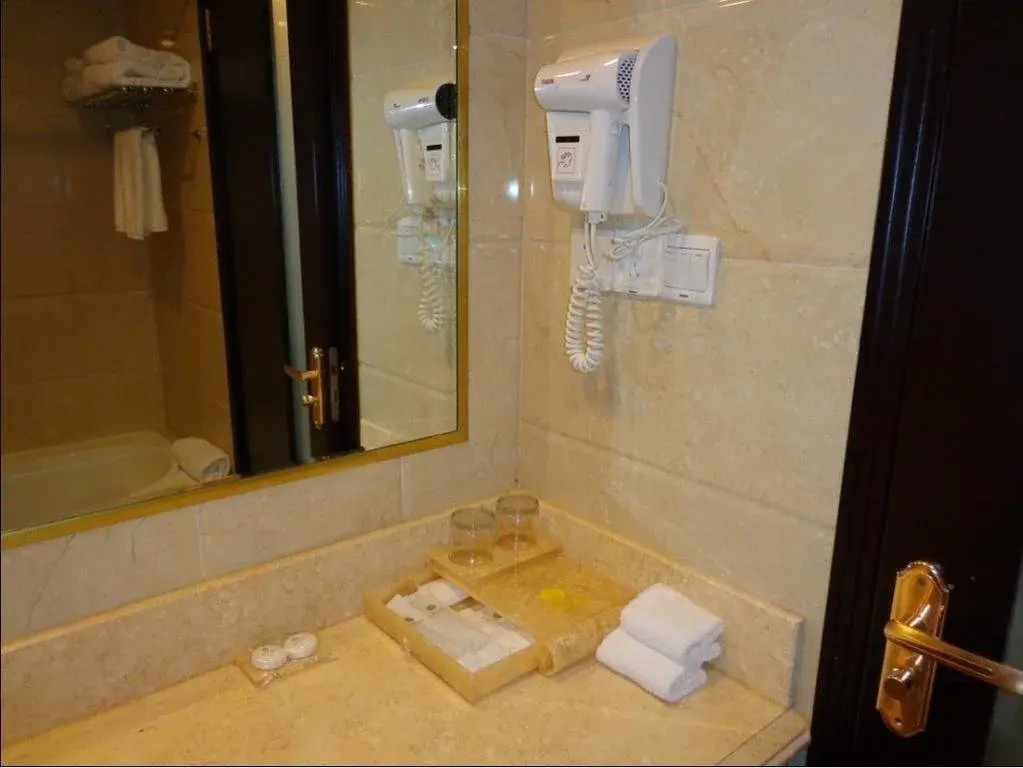 Suyunge Hotel