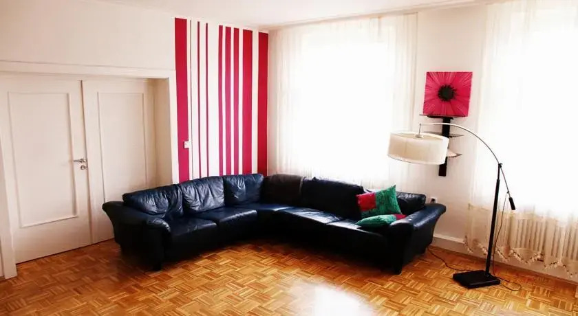 Central Suite