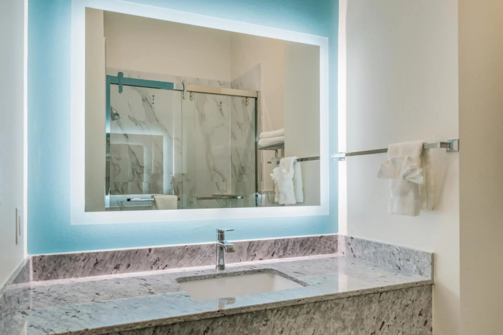 Red Lion Inn & Suites Katy