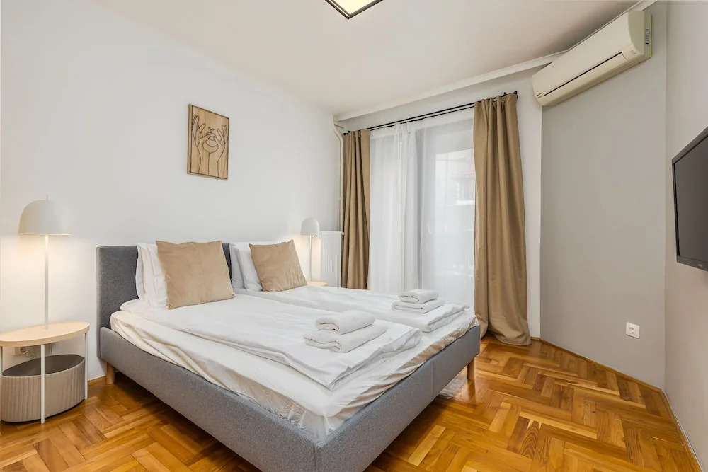 Venus Apartments - Synagogue I