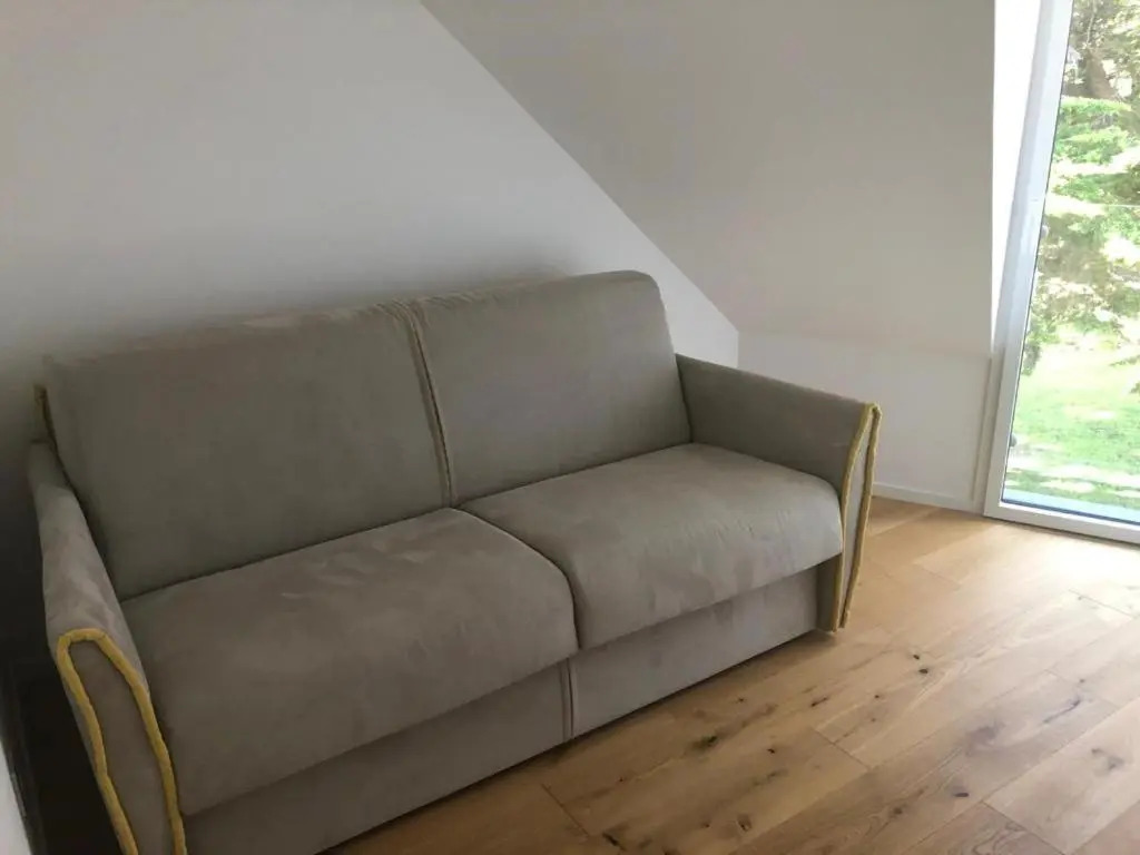 Bel appartement-duplex, équipements et literie neufs au centre ville de PERROS-GUIREC Ref 938