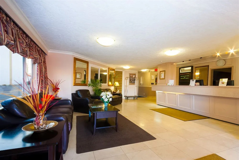 Tally-Ho Hotel