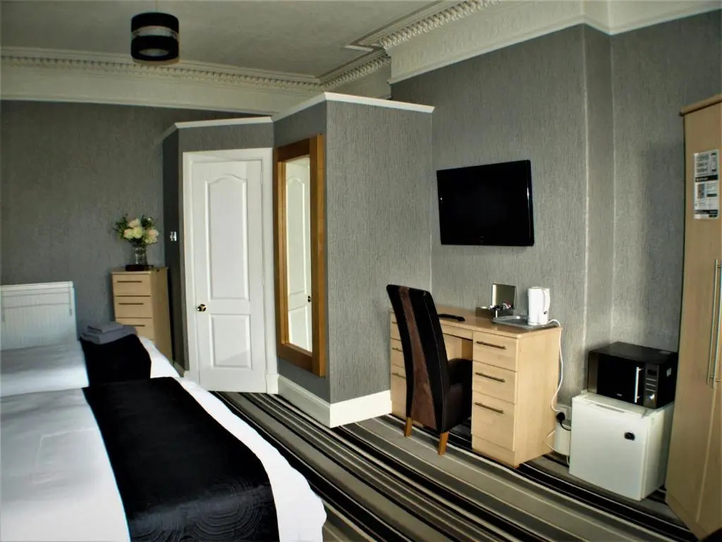 Vaila Guest House