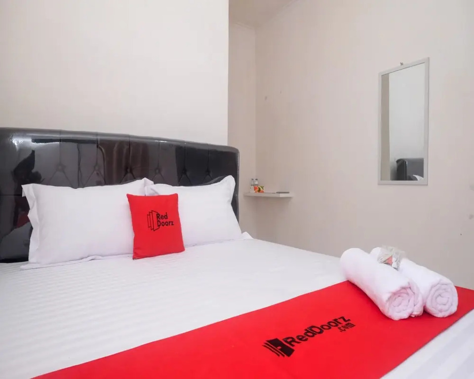 RedDoorz Syariah near Jogja Expo Center