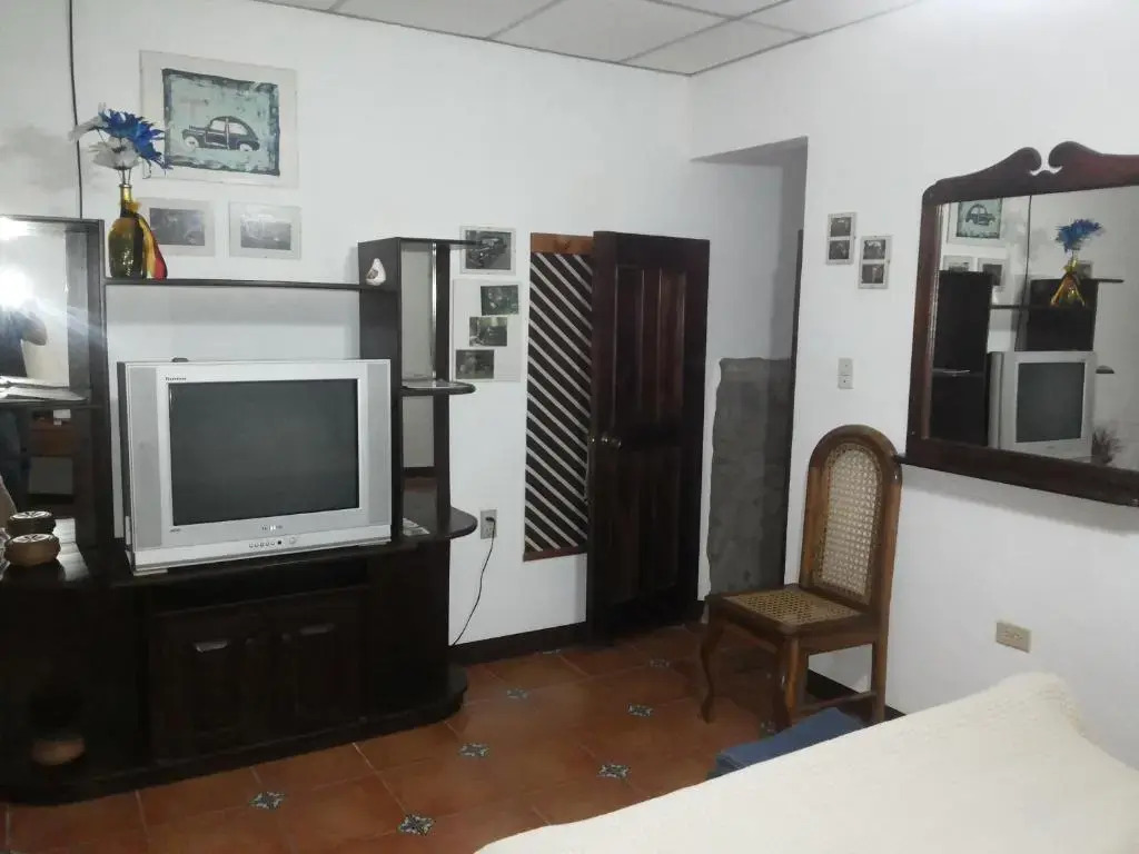 Charlys Guest House
