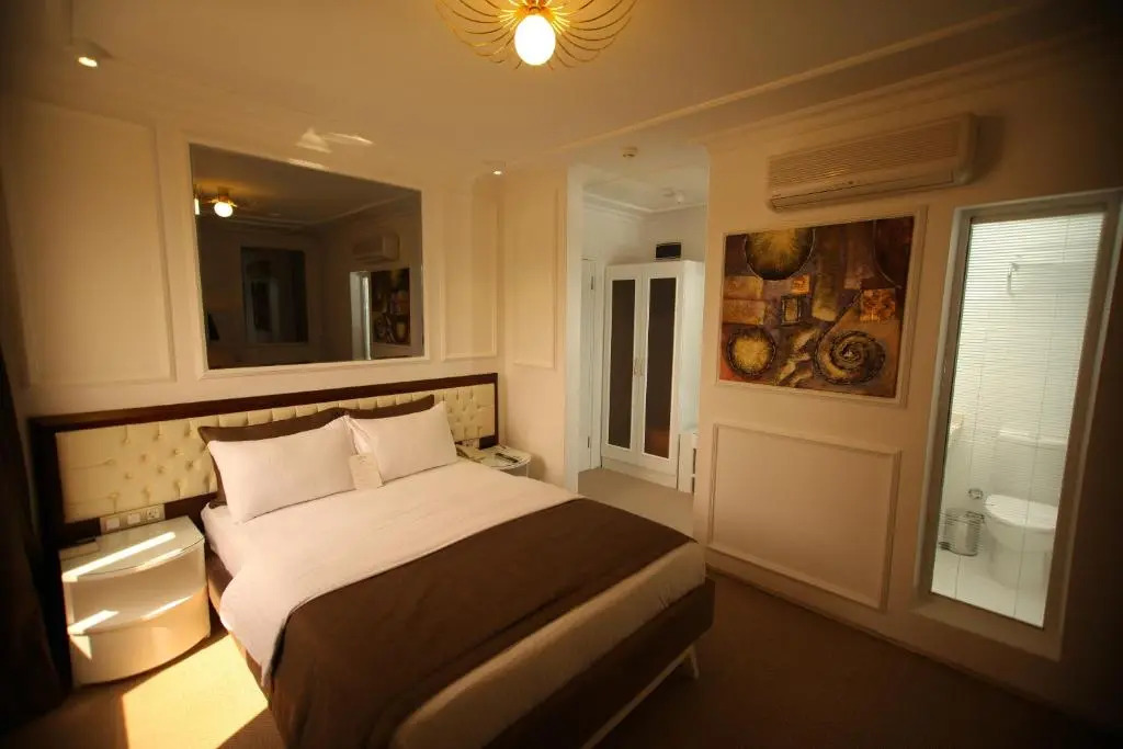 North Point Hotel