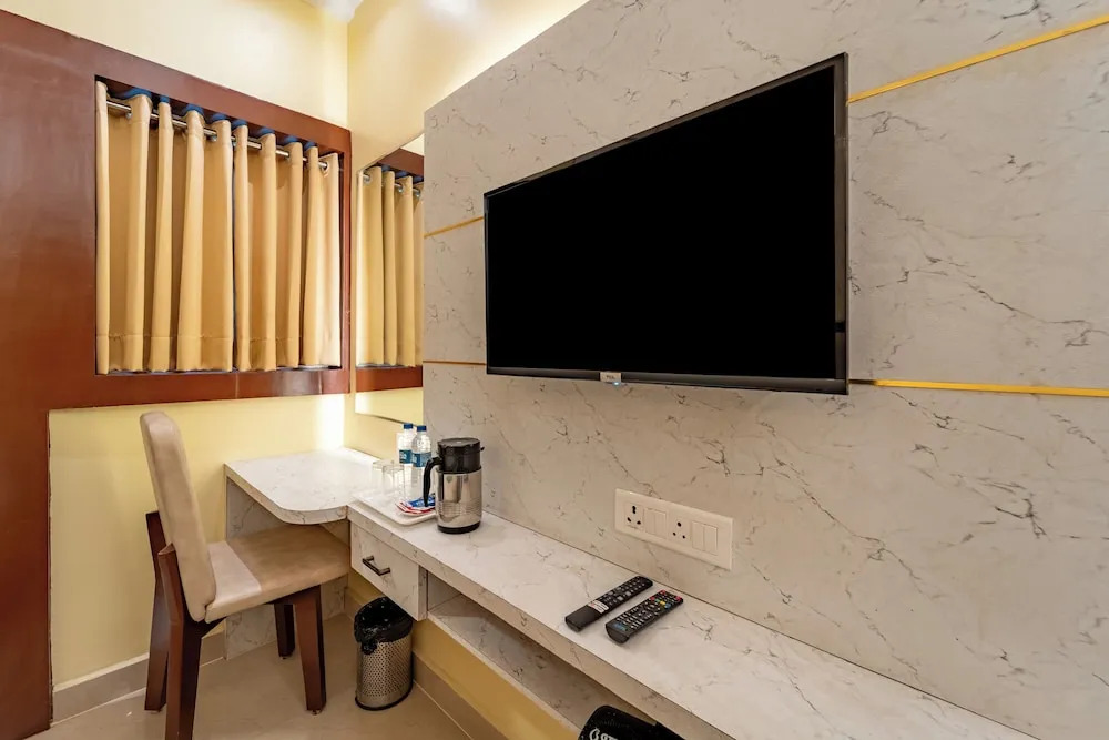 Treebo Premium Zorba - Hoshangabad Road