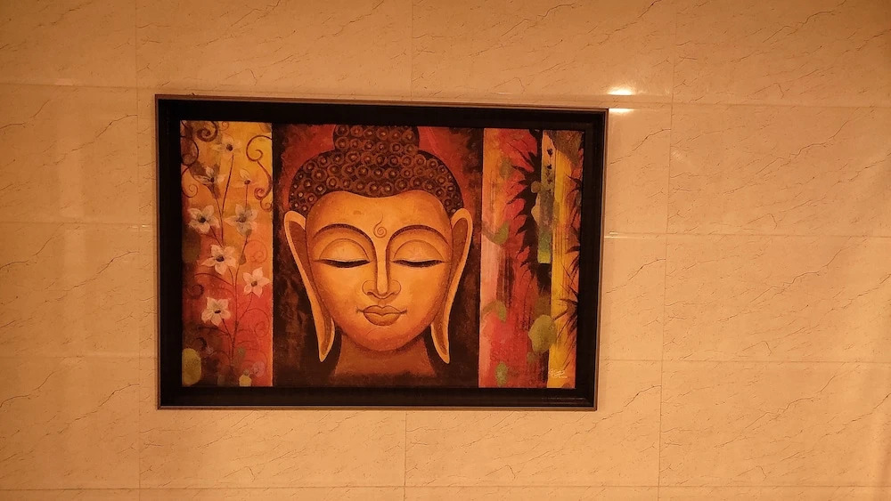 Sri Maharaja Residency