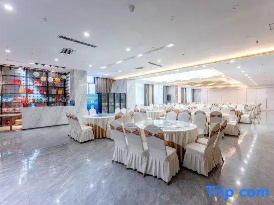 i Electronic Sports Hotel