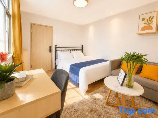 Youth Encounter Homestay (Shenzhen International Airport Hourui Metro Station Branch)