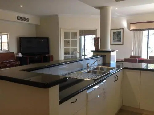 Alfred Cove Short Stay