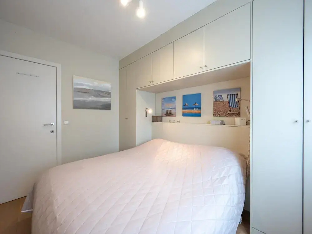 Apartment in Duinbergen Near Sailing School