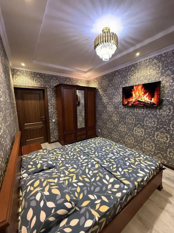 Royal Rentals (Роял Ренталс) на улице Садика Азимова 63