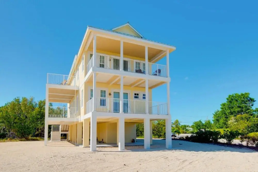 77tingln 4 Bedroom Home