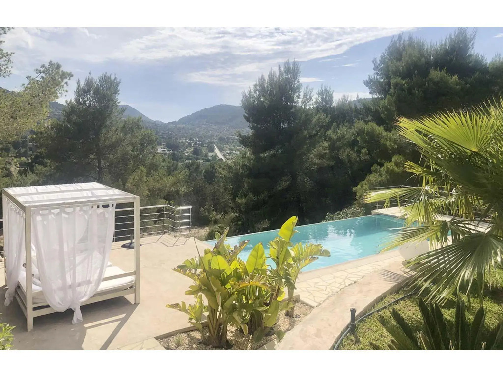 Detached Villa in Ibiza with Great Views of Hills & Hot Tub