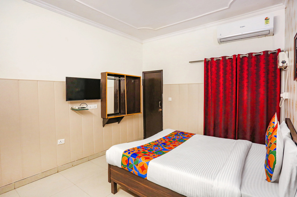 FabHotel Limewood