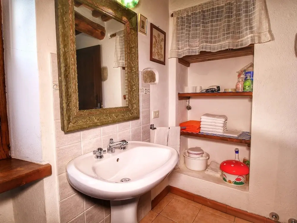 Mountain-view Apartment in Citta di Castello With Pool