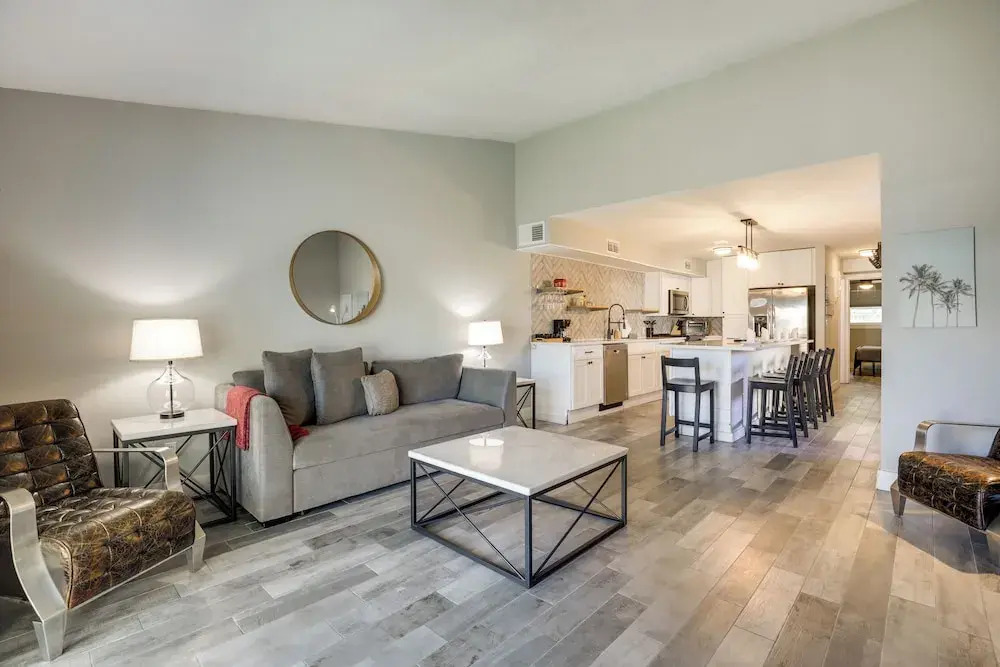Prime Spot Near Dtwn! Modern Anastasia Island Home