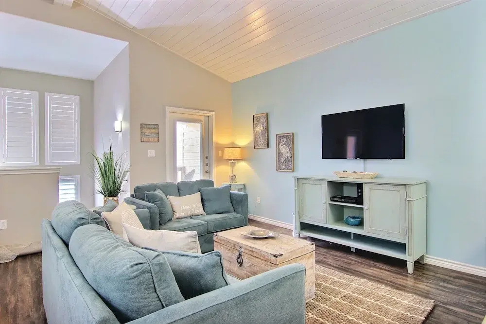 Endless Happy Hour 4Br Condo