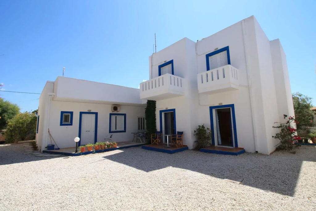 Alexis Apartments