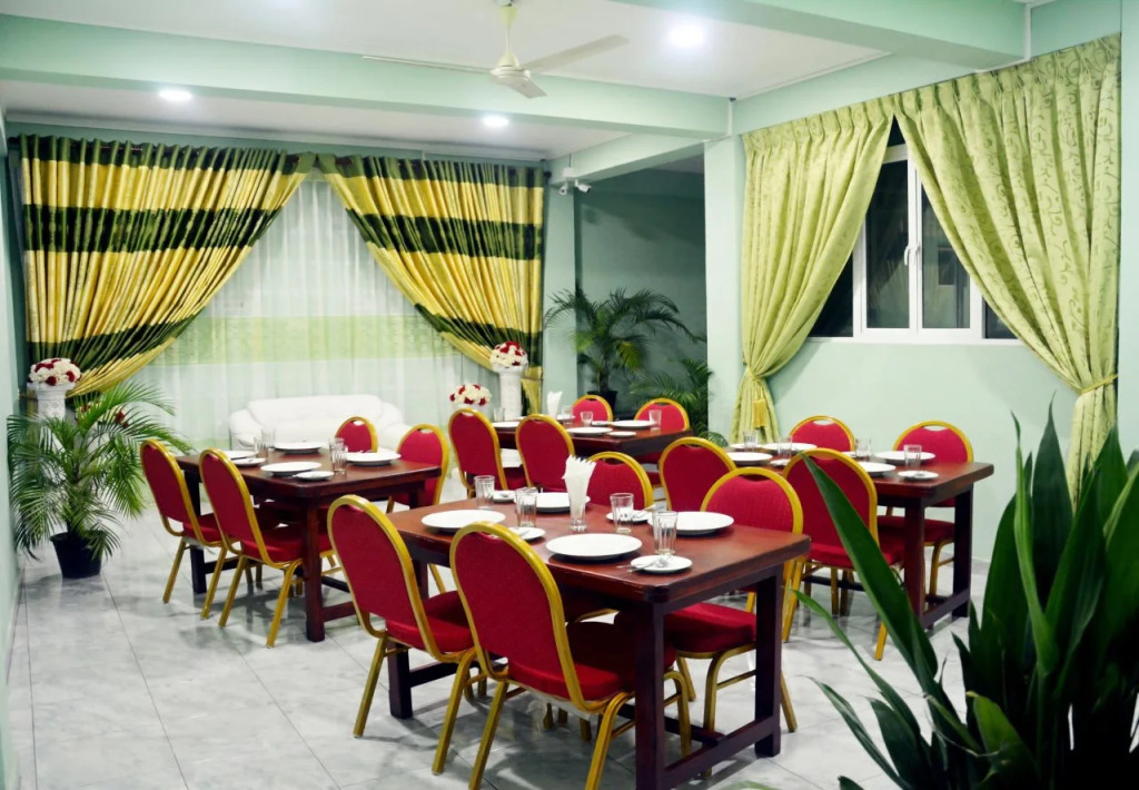Kings Hotel Restaurant and Bar