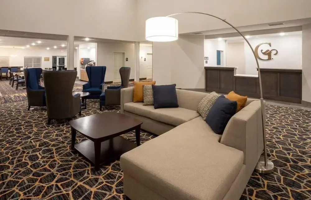 Little Crow Hotel & Conference, Trademark by Wyndham