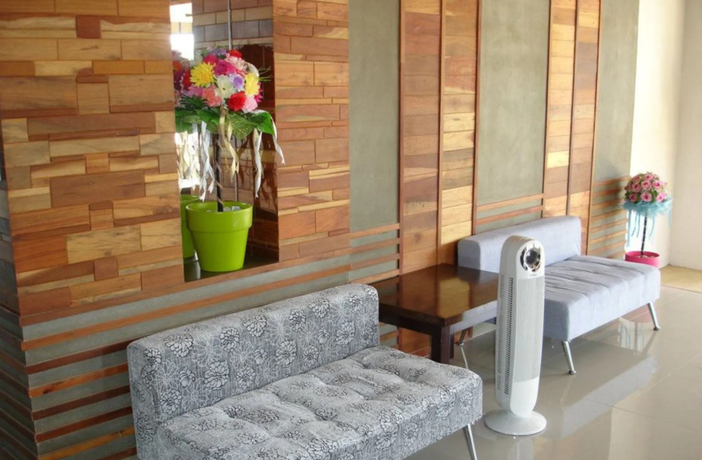 B2 Buriram Boutique & Budget Hotel