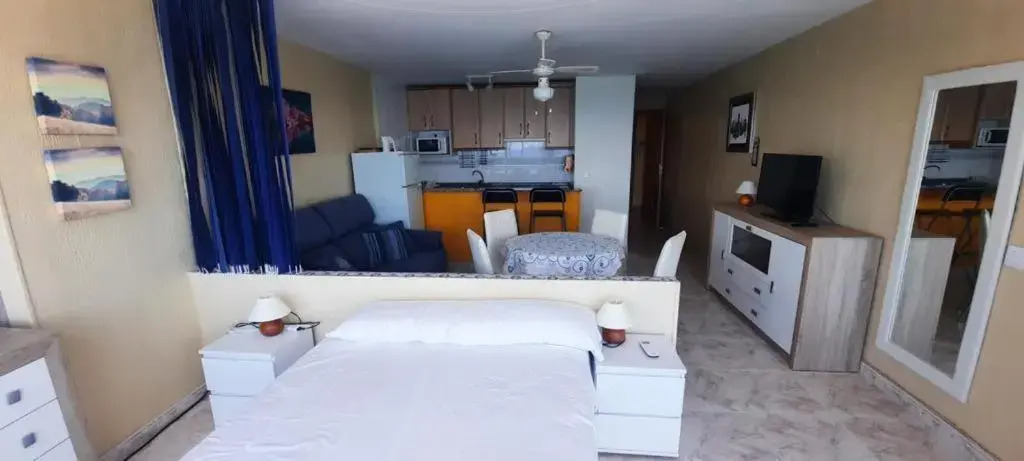 Estudio Edificio Las Palmeras 12