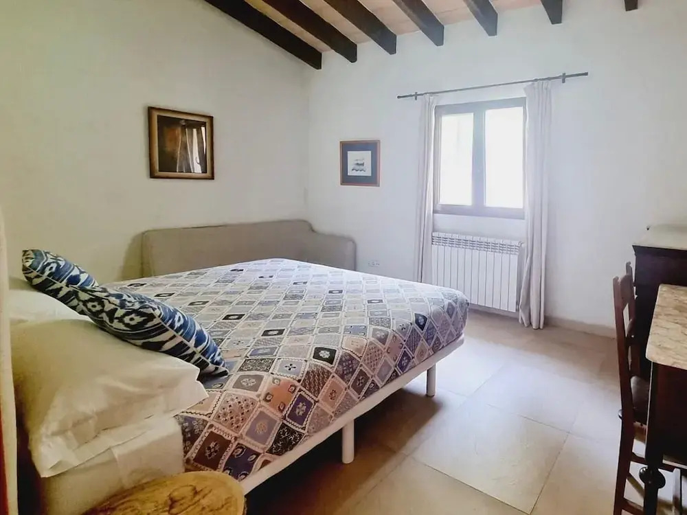 Villa Near Cala Tropicana With Pool