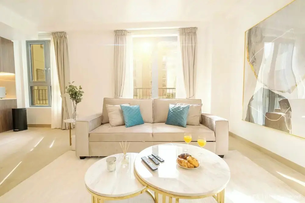LUX  The La Mer by The Sea Suite 4