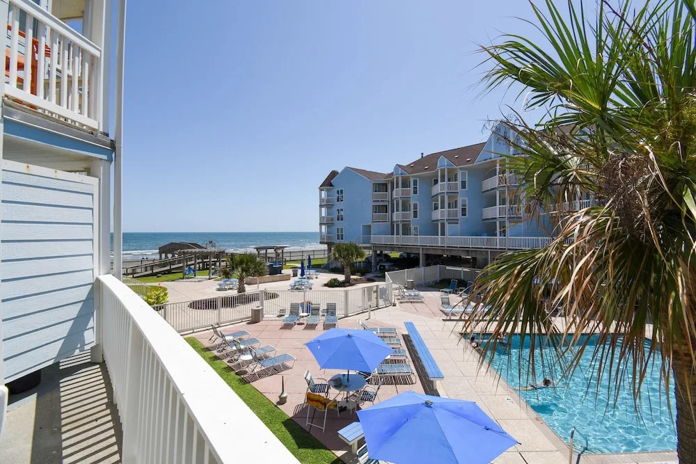 Seascape 2108 1 Bedroom Condo by RedAwning