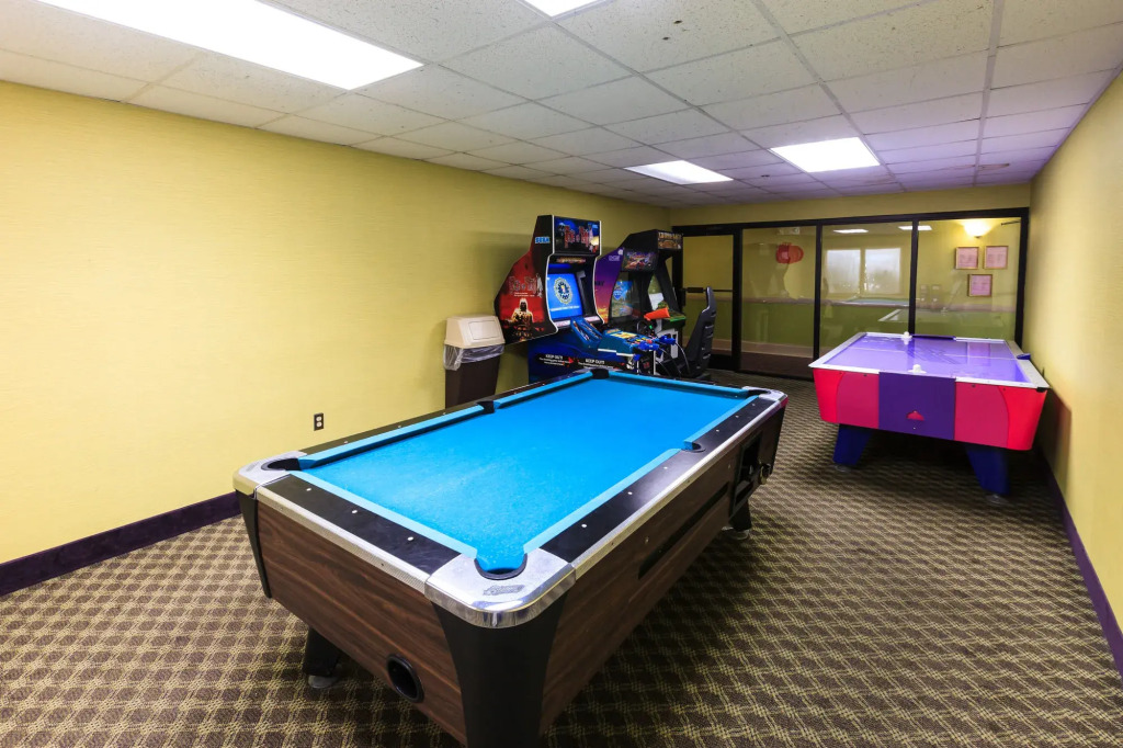 Park Grove Inn