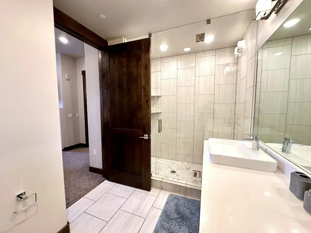 Blackstone Overlook 312 2 Bedroom Condo